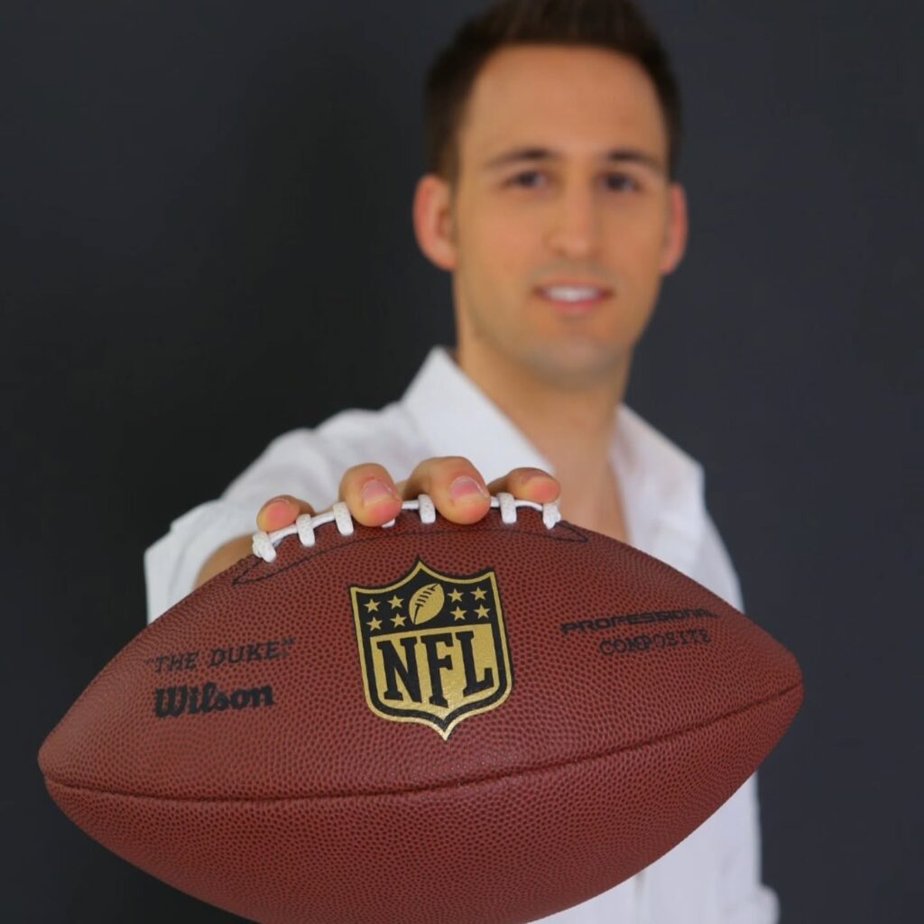 Instagram post from better.call.raoul. This post is in position 0.