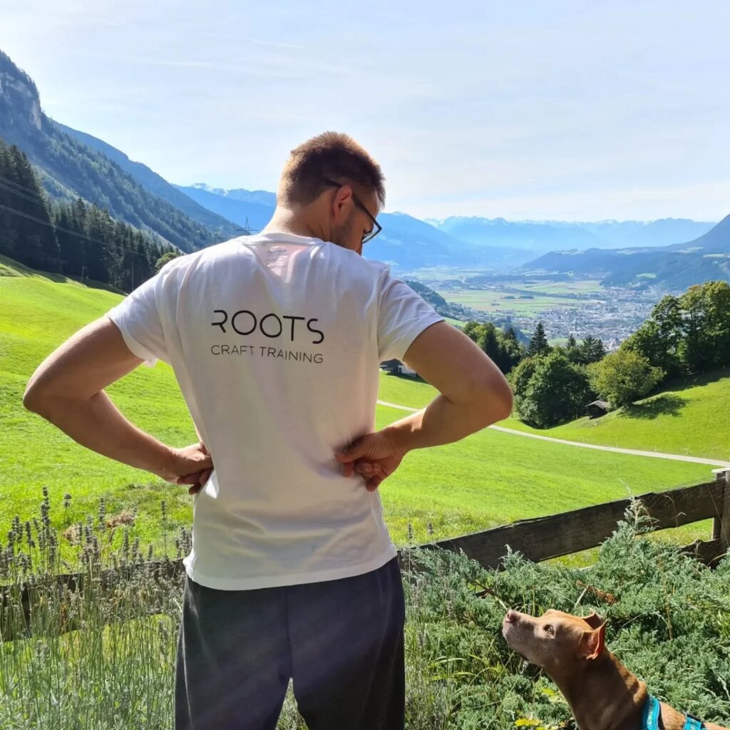 Instagram post from better.call.raoul. This post is in position 6.