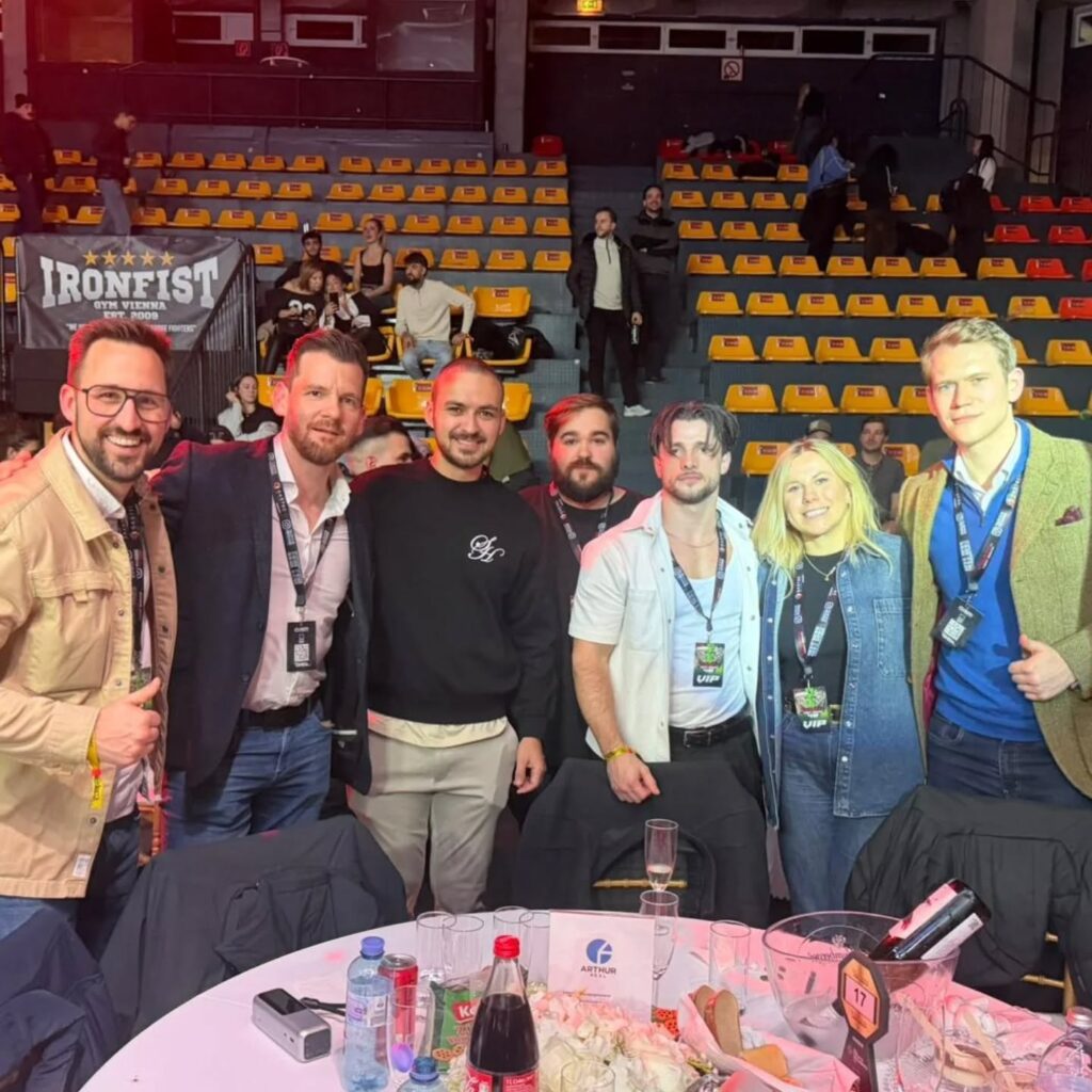 Instagram post from better.call.raoul. This post is in position 0.