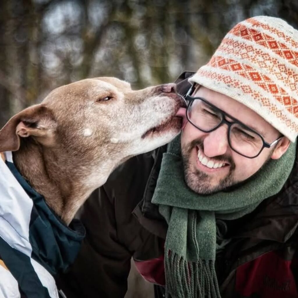 Instagram post from better.call.raoul. This post is in position 4.